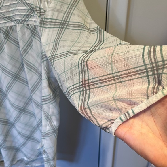 Lauren Conrad top - Picture 3 of 5